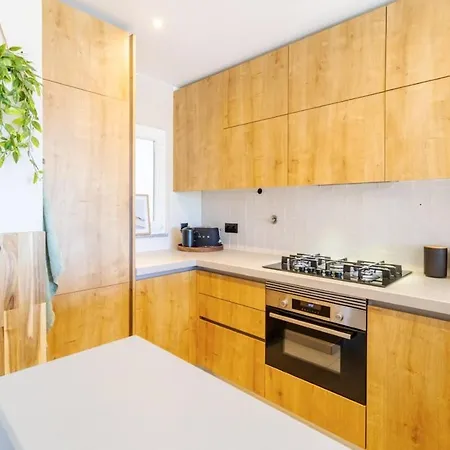 アパート Casa Aura, Luxury Apartment, Pool, Outdoor Shower, 400m