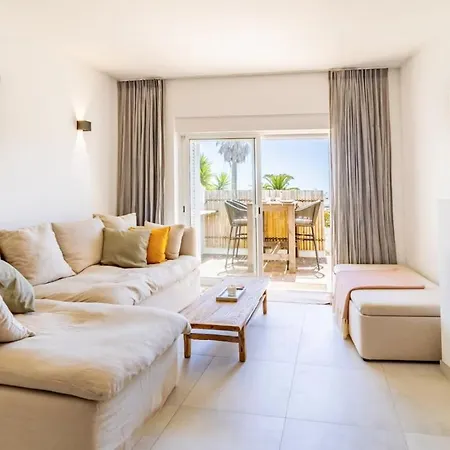 Casa Aura, Luxury Apartment, Pool, Outdoor Shower, 400m アパート *