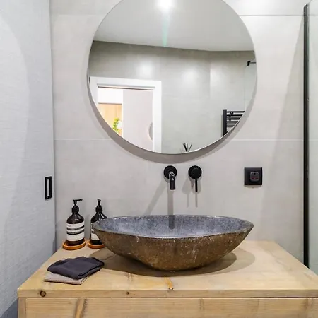 Apartment Casa Aura, Luxury Apartment, Pool, Outdoor Shower, 400m *